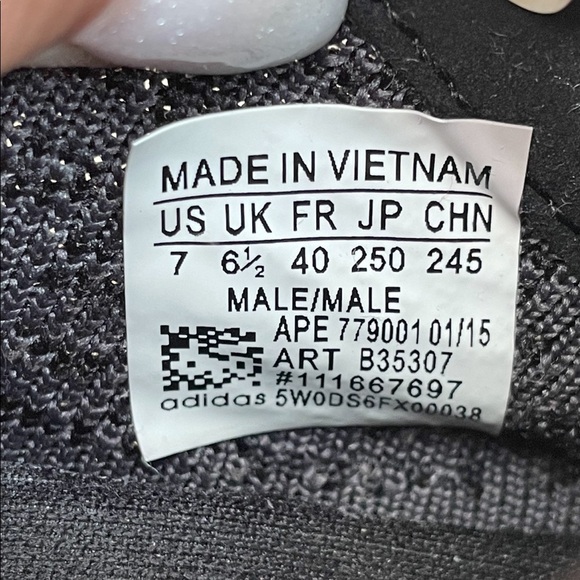 Adidas Pirate Black Yeezy Boost 350 main image 4